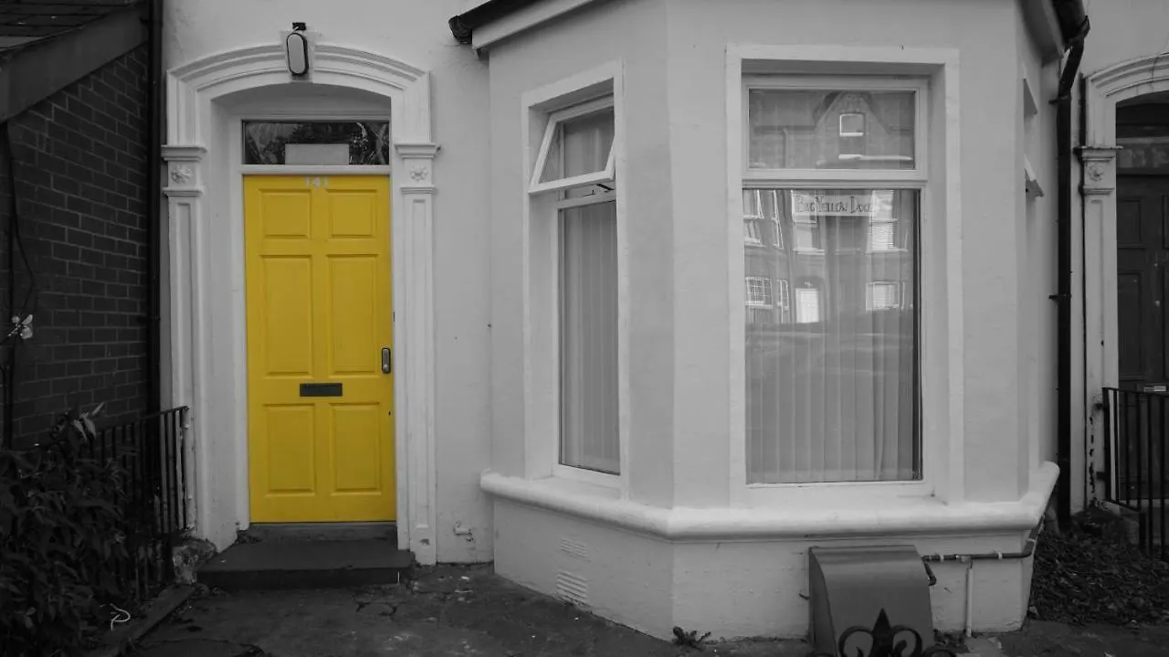 Affittacamere Big Yellow Door In Queens Quarter Belfast